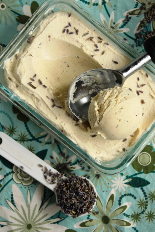 Lavender Vanilla Bean Ice Cream {{Baking Bytes}}